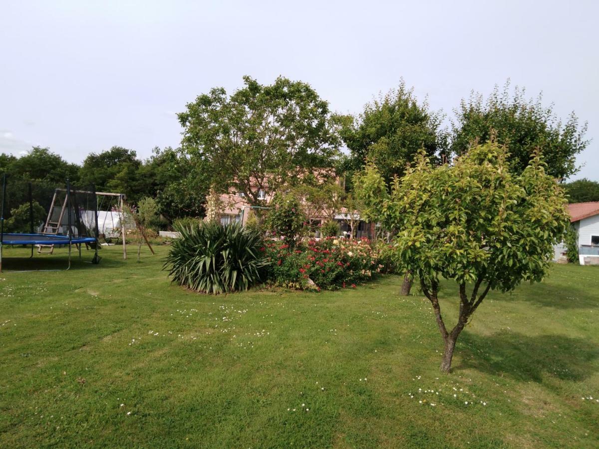 Chambre D'Hotes Du Bois Joli Bed & Breakfast Mesnard-la-Barotière Dış mekan fotoğraf